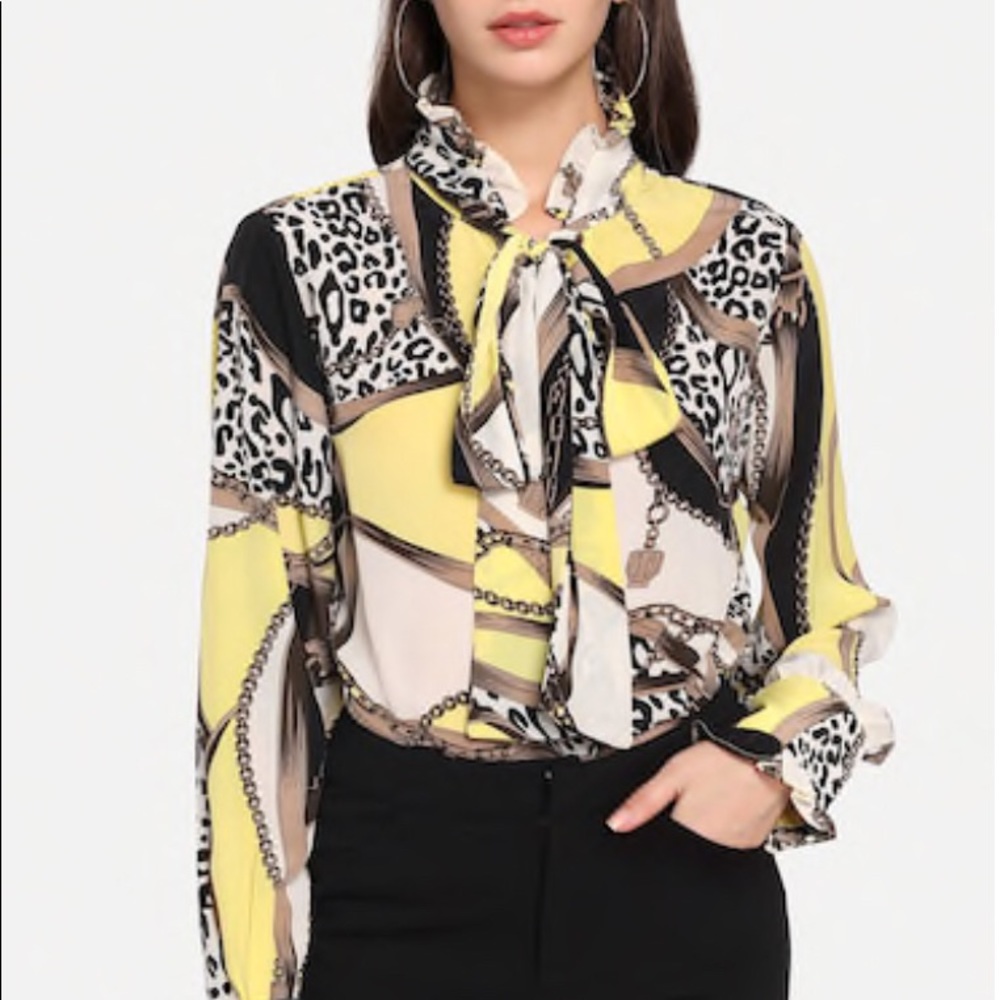 Leopard print Front Tie Long Sleeve Blouse